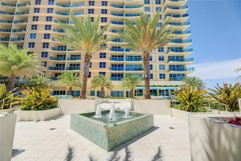 Copropriété à louer à Hollywood, Floride: 54.81 m2 № 1969451 - photo 20