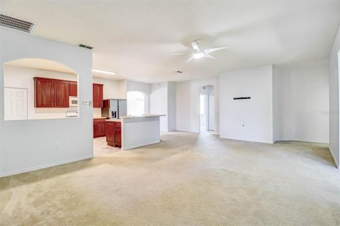 Villa ou maison à vendre à Haines City, Floride: 4 chambres, 210.33 m2 № 2345432 - photo 14