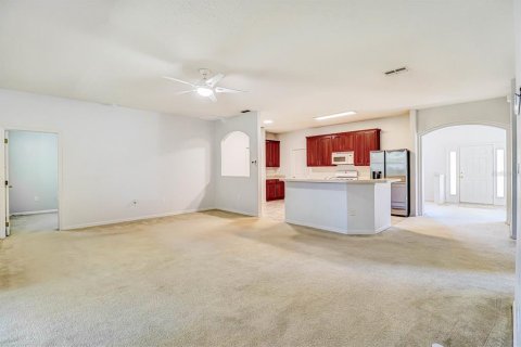Villa ou maison à vendre à Haines City, Floride: 4 chambres, 210.33 m2 № 2345432 - photo 15