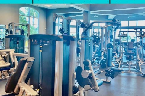 Townhouse in Doral, Florida 3 bedrooms, 141.58 sq.m. № 2003002 - photo 27