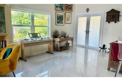 Townhouse in Doral, Florida 3 bedrooms, 141.58 sq.m. № 2003002 - photo 4