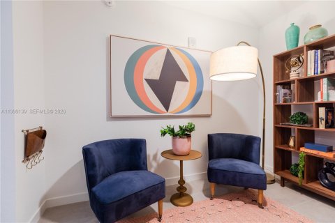 House in Miami, Florida 1 bedroom № 2255458 - photo 8