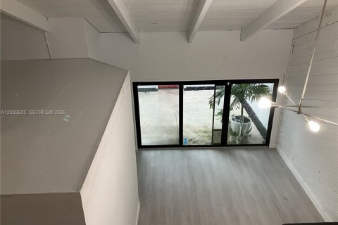 Touwnhouse à louer à Davie, Floride: 3 chambres, 118.54 m2 № 2385018 - photo 4