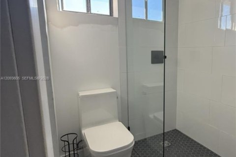 Touwnhouse à louer à Davie, Floride: 3 chambres, 118.54 m2 № 2385018 - photo 9