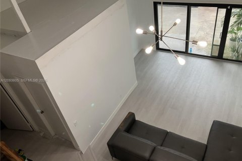 Touwnhouse à louer à Davie, Floride: 3 chambres, 118.54 m2 № 2385018 - photo 5