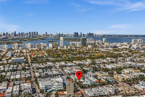 Condominio en venta en Miami Beach, Florida, 2 dormitorios, 91.04 m2 № 2030799 - foto 15
