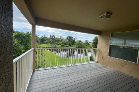 House in Ruskin, Florida 6 bedrooms, 395.67 sq.m. № 1831587 - photo 4
