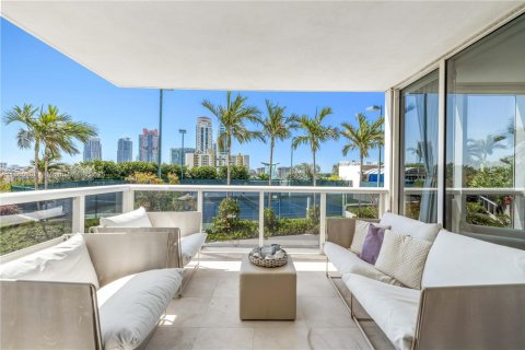 Condominio en venta en Miami Beach, Florida, 2 dormitorios, 143.81 m2 № 1979363 - foto 8