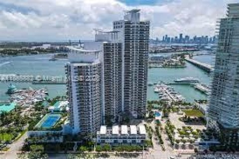Condominio en venta en Miami Beach, Florida, 2 dormitorios, 143.81 m2 № 1979363 - foto 23