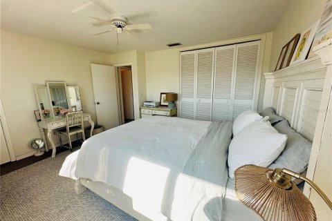 Condominio en venta en Clearwater, Florida, 1 dormitorio, 62.71 m2 № 2237325 - foto 7