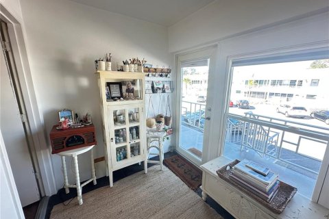 Condominio en venta en Clearwater, Florida, 1 dormitorio, 62.71 m2 № 2237325 - foto 11