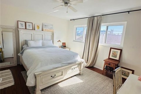 Condominio en venta en Clearwater, Florida, 1 dormitorio, 62.71 m2 № 2237325 - foto 5