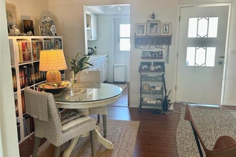 Condominio en venta en Clearwater, Florida, 1 dormitorio, 62.71 m2 № 2237325 - foto 9