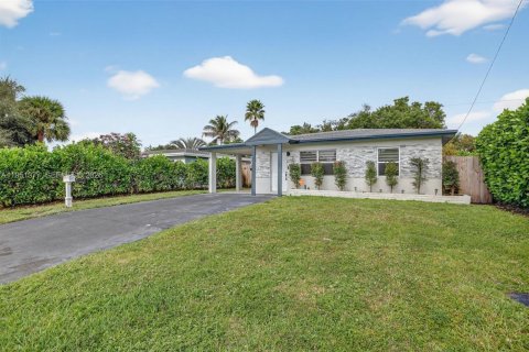 House in Oakland Park, Florida 2 bedrooms, 72.84 sq.m. № 2006314