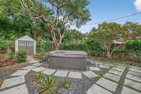 House in Oakland Park, Florida 2 bedrooms, 72.84 sq.m. № 2006314 - photo 28