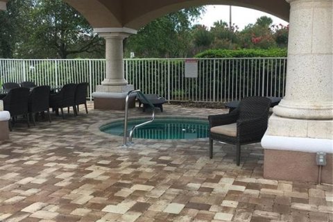 Villa ou maison à louer à Orlando, Floride: 2 chambres, 94.76 m2 № 2277224 - photo 19