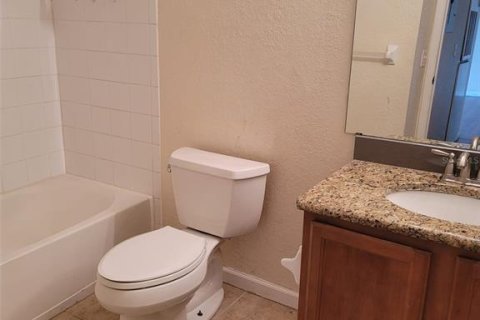 Villa ou maison à louer à Orlando, Floride: 2 chambres, 94.76 m2 № 2277224 - photo 9