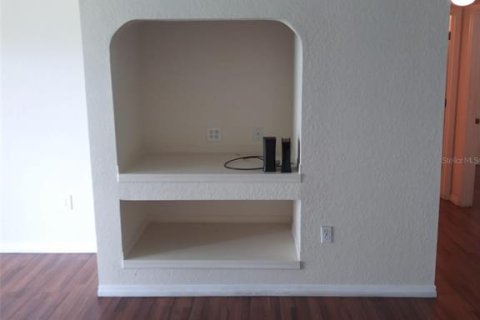 Villa ou maison à louer à Orlando, Floride: 2 chambres, 94.76 m2 № 2277224 - photo 3