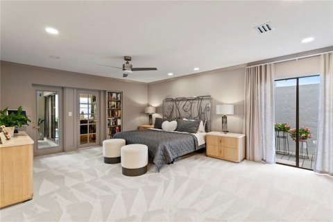 House in Tampa, Florida 4 bedrooms, 249.54 sq.m. № 2151474 - photo 24