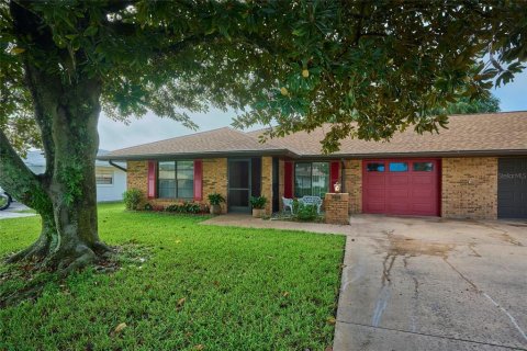 Duplex à vendre à Sebring, Floride: 2 chambres, 136.1 m2 № 1805364 - photo 3
