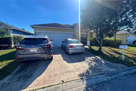 Дом в Гринакрес, Флорида 4 спальни, 189.24м2 № 1997813