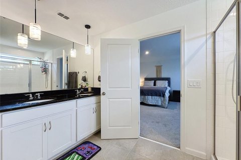House in DeLand, Florida 5 bedrooms, 283.91 sq.m. № 2228336 - photo 24