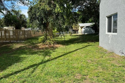 Apartment in Fort Lauderdale, Florida 2 bedrooms, 83.61 sq.m. № 2000623 - photo 17