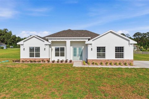 House in Ocala, Florida 4 bedrooms, 230.4 sq.m. № 2151452