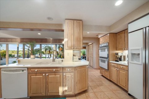 House in Englewood, Florida 5 bedrooms, 374.67 sq.m. № 2122872 - photo 26