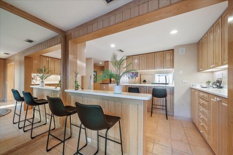House in Englewood, Florida 5 bedrooms, 374.67 sq.m. № 2122872 - photo 29