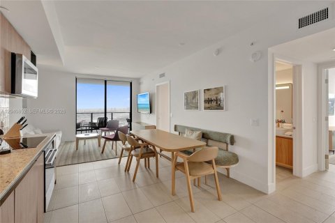 Copropriété à vendre à Miami, Floride: 3 chambres, 114.27 m2 № 2240309 - photo 4