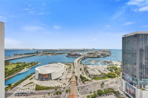 Copropriété à vendre à Miami, Floride: 3 chambres, 114.27 m2 № 2240309 - photo 14