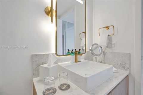 Copropriété à vendre à Miami, Floride: 3 chambres, 114.27 m2 № 2240309 - photo 12