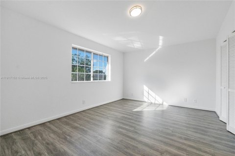 Adosado en venta en Sunrise, Florida, 4 dormitorios, 171.68 m2 № 2030925 - foto 22