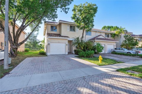 Adosado en venta en Sunrise, Florida, 4 dormitorios, 171.68 m2 № 2030925 - foto 2