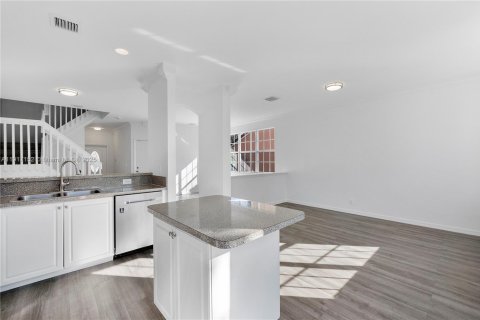 Adosado en venta en Sunrise, Florida, 4 dormitorios, 171.68 m2 № 2030925 - foto 10