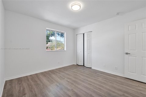 Adosado en venta en Sunrise, Florida, 4 dormitorios, 171.68 m2 № 2030925 - foto 18