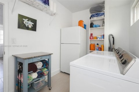 Купить виллу или дом в Нейплс, Флорида 4 спальни, 175.12м2, № 2080795 - фото 21