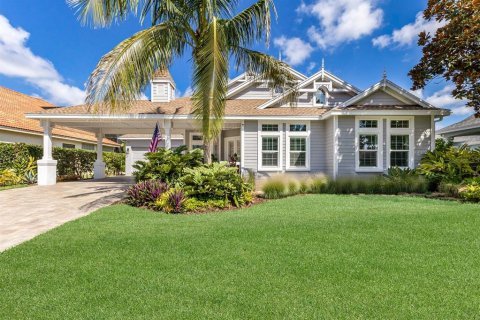 House in Bradenton, Florida 5 bedrooms, 399.48 sq.m. № 1899769 - photo 2