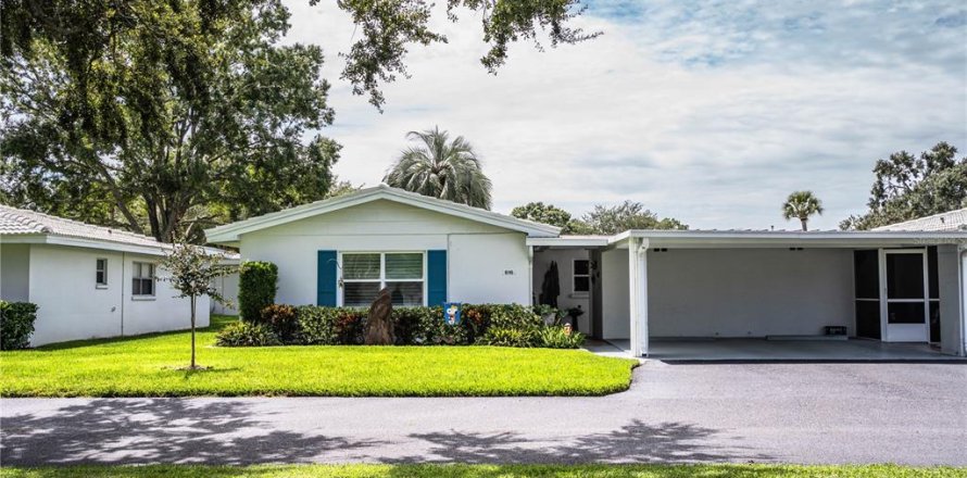 Condominio en Lakeland, Florida, 2 dormitorios № 1911125