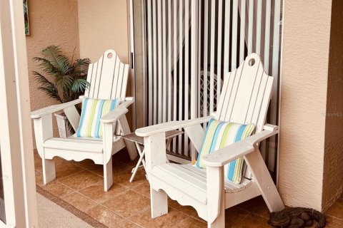 Condominio en alquiler en Sarasota, Florida, 2 dormitorios, 123.84 m2 № 1916306 - foto 2