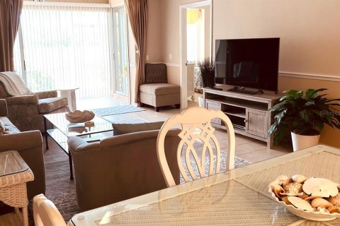 Condominio en alquiler en Sarasota, Florida, 2 dormitorios, 123.84 m2 № 1916306 - foto 9