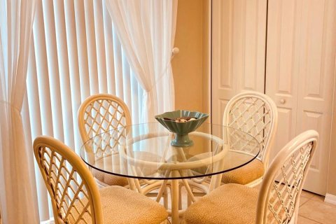 Condominio en alquiler en Sarasota, Florida, 2 dormitorios, 123.84 m2 № 1916306 - foto 3