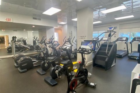 Condominio en venta en Miami Beach, Florida, 2 dormitorios, 128.21 m2 № 2034060 - foto 25