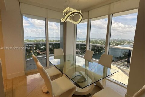 Condominio en venta en Miami Beach, Florida, 2 dormitorios, 128.21 m2 № 2034060 - foto 5