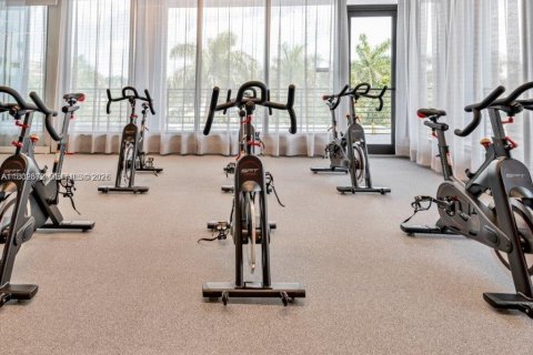 Apartment in Doral, Florida 1 bedroom, 60.39 sq.m. № 1981858 - photo 17