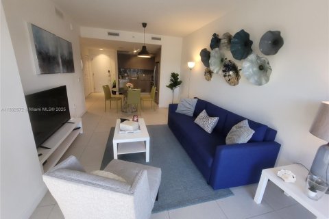 Apartment in Doral, Florida 1 bedroom, 60.39 sq.m. № 1981858