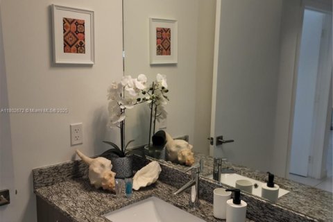 Apartment in Doral, Florida 1 bedroom, 60.39 sq.m. № 1981858 - photo 3