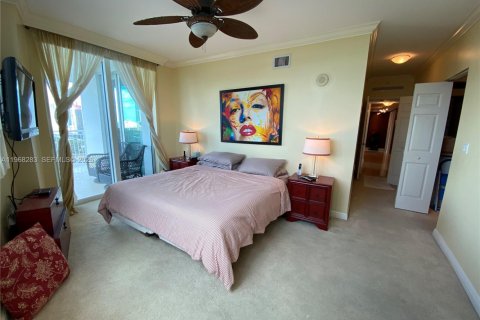 Снять в аренду кондоминиум в Халландейл-Бич, Флорида 3 спальни, 148.36м2, № 2029374 - фото 4