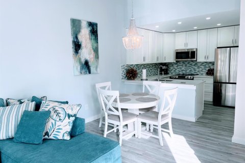 Condo in Hypoluxo, Florida, 2 bedrooms  № 2086808